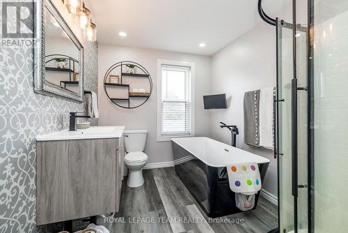 10528 Van Allen Road, North Dundas, ON - Indoor Photo Showing Bathroom