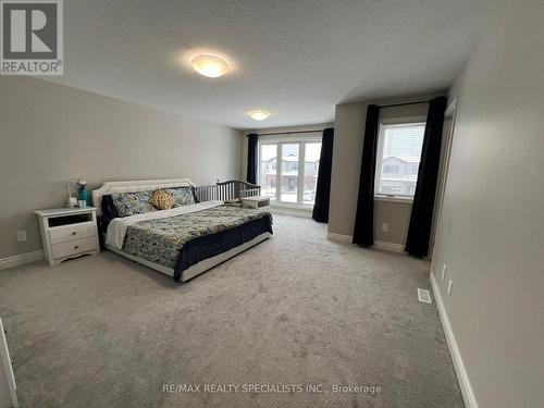 3879 Auckland Avenue, London South, ON - Indoor Photo Showing Bedroom