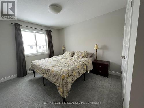3879 Auckland Avenue, London South, ON - Indoor Photo Showing Bedroom