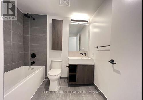 1306 - 108 Peter Street, Toronto, ON - Indoor Photo Showing Bathroom