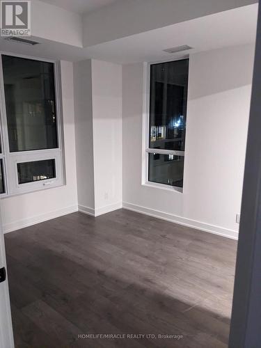 1306 - 108 Peter Street, Toronto, ON - Indoor