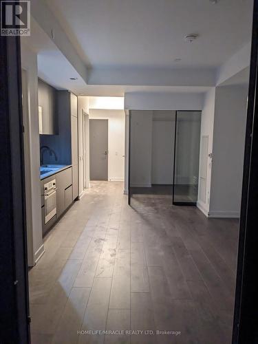 1306 - 108 Peter Street, Toronto, ON - Indoor