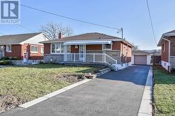 84 BLANMORA DRIVE  Hamilton, ON L8G 2A8