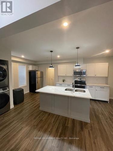 Main - 109 Waterloo Street, Kitchener, ON - Indoor Photo Showing Kitchen With Double Sink