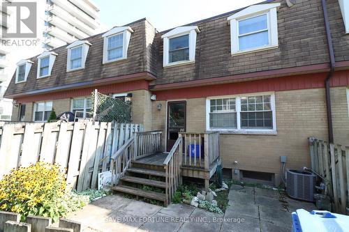 9 - 116 Notch Hill Road, Kingston, ON - Outdoor