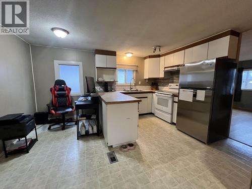 13 3624 Old Lakelse Lake Drive, Terrace, BC - Indoor Photo Showing Kitchen