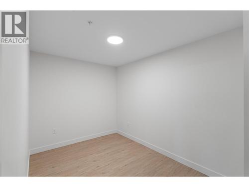 1844 Qu'Appelle Boulevard Unit# 101, Kamloops, BC - Indoor Photo Showing Other Room