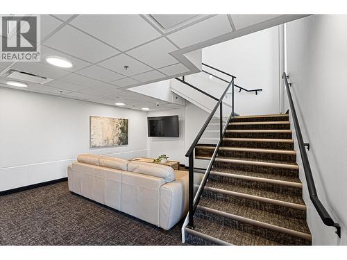 1844 Qu'Appelle Boulevard Unit# 101, Kamloops, BC - Indoor Photo Showing Other Room