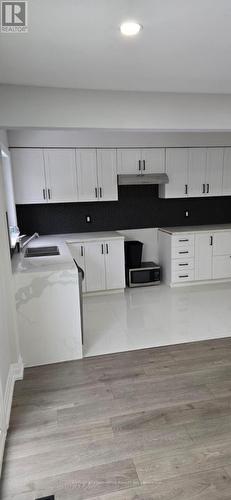 1133 Trowbridge Court, Oshawa, ON - Indoor