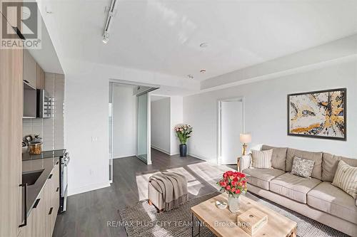 405 - 60 Tannery Road, Toronto, ON - Indoor Photo Showing Living Room