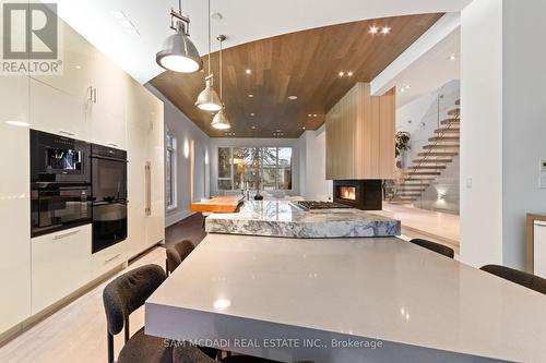 67 Lake Promenade, Toronto, ON - Indoor