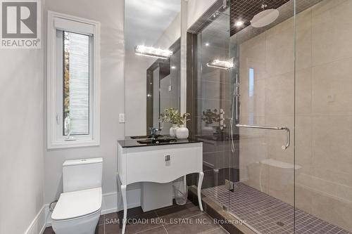 67 Lake Promenade, Toronto, ON - Indoor Photo Showing Bathroom