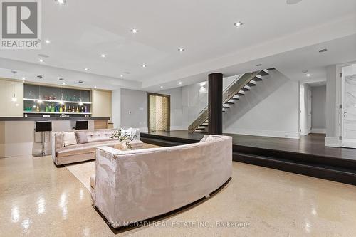 67 Lake Promenade, Toronto, ON - Indoor