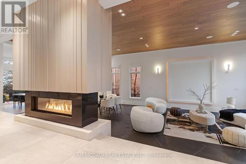 67 Lake Promenade, Toronto, ON - Indoor With Fireplace