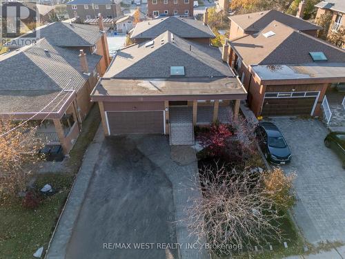 D - 38 Larchmere Avenue, Toronto, ON - Outdoor