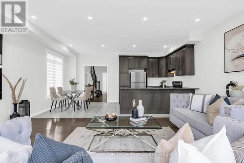 28 Gemma Place, Brampton, ON - Indoor Photo Showing Living Room
