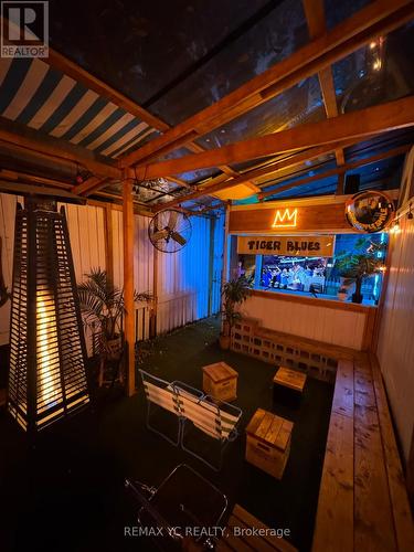 811 Queen Street W, Toronto, ON 