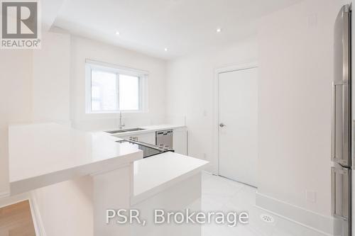 25 Coulson Avenue, Toronto, ON - Indoor