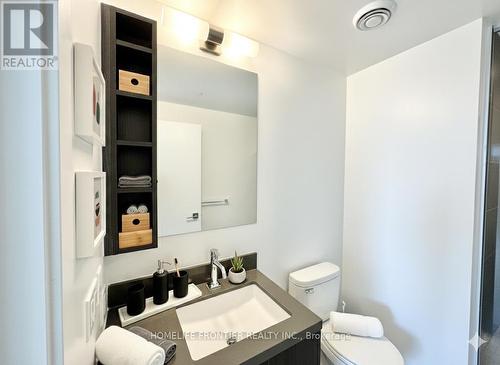3202 - 252 Church Street, Toronto, ON - Indoor Photo Showing Bathroom