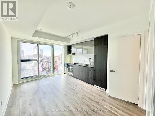 3202 - 252 Church Street, Toronto, ON - Indoor Photo Showing Kitchen