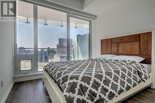 1309 - 197 Yonge Street, Toronto, ON - Indoor Photo Showing Bedroom