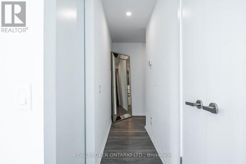 1309 - 197 Yonge Street, Toronto, ON - Indoor Photo Showing Other Room