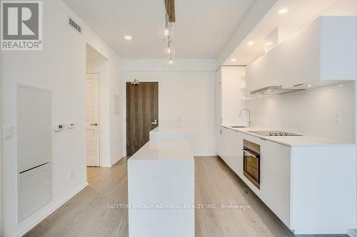 222 - 12 Bonnycastle Street, Toronto, ON - Indoor Photo Showing Kitchen