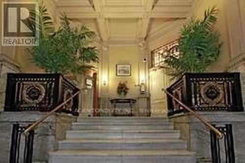 407 - 73 Richmond Street W, Toronto, ON - Indoor Photo Showing Other Room