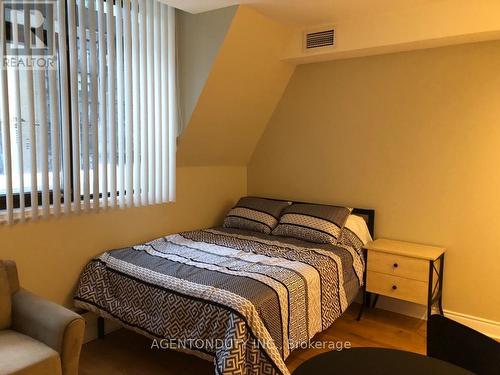 407 - 73 Richmond Street W, Toronto, ON - Indoor Photo Showing Bedroom