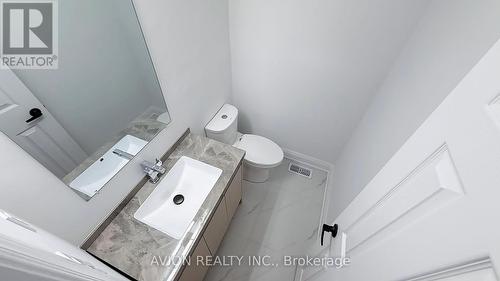 7 Heaslip Terrace, Toronto, ON -  Photo Showing Bathroom