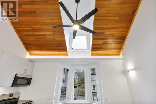 2Nd Floor - 396 Jones Avenue, Toronto, ON - Indoor Photo Showing Other Room