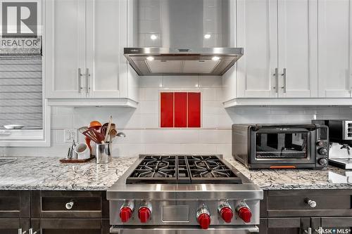 210 Clubhouse Boulevard, Warman, SK - Indoor Photo Showing Kitchen With Upgraded Kitchen
