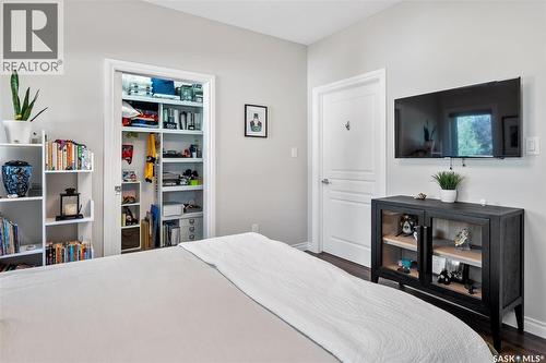 210 Clubhouse Boulevard, Warman, SK - Indoor Photo Showing Bedroom