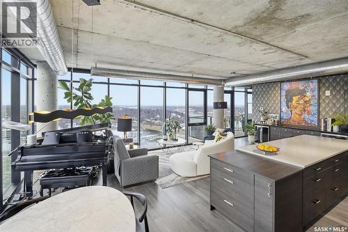 1505 490 2Nd Avenue S, Saskatoon, SK - Indoor