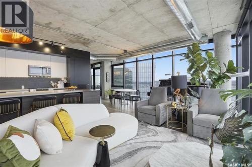 1505 490 2Nd Avenue S, Saskatoon, SK - Indoor