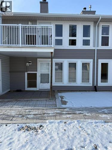 7231 Dalgliesh Drive, Regina, SK - Outdoor