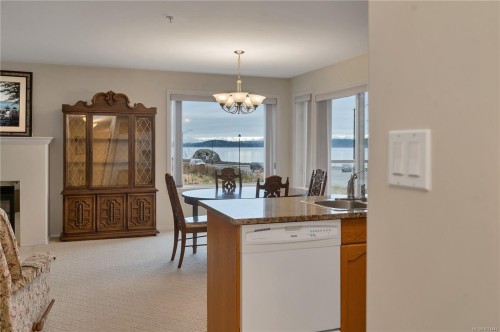 108-1350 Island Hwy South, Campbell River, BC - Indoor