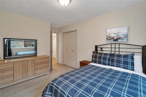 108-1350 Island Hwy South, Campbell River, BC - Indoor