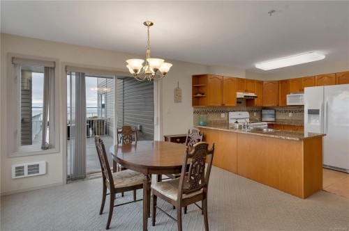 108-1350 Island Hwy South, Campbell River, BC - Indoor