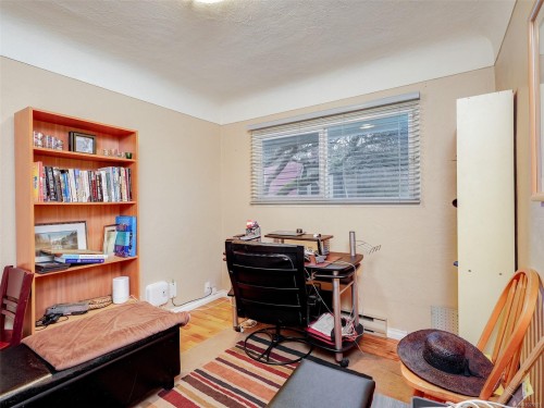 3201 Frechette St, Saanich, BC 