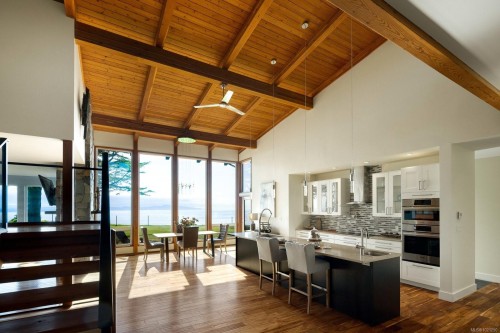 3300 Livesay Rd, Central Saanich, BC 