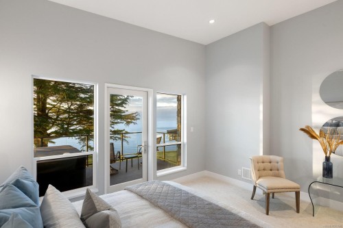 3300 Livesay Rd, Central Saanich, BC 