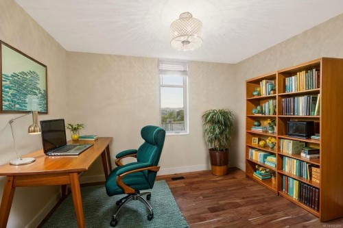 3300 Livesay Rd, Central Saanich, BC 