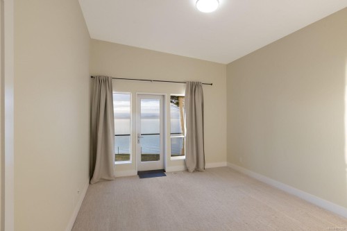 3300 Livesay Rd, Central Saanich, BC 