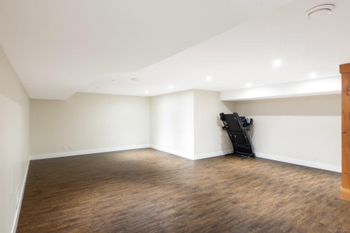 3300 Livesay Rd, Central Saanich, BC 