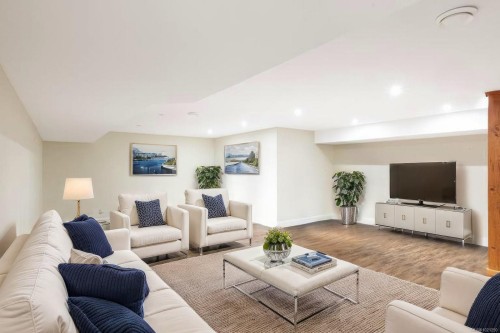 3300 Livesay Rd, Central Saanich, BC 