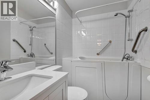 Primary En-suite - 2250 Louie Drive Unit# 121, Westbank, BC - Indoor Photo Showing Bathroom