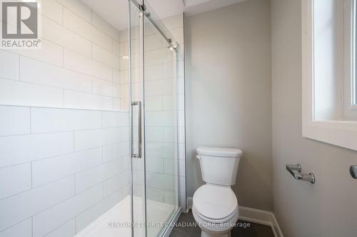 34 Postma Crescent, North Middlesex (Ailsa Craig), ON - Indoor Photo Showing Bathroom