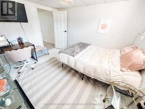 203 Roland Road, Temiskaming Shores (New Liskeard), ON - Indoor Photo Showing Bedroom
