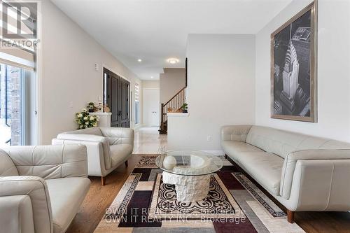 23 Yarl Place, Guelph/Eramosa, ON - Indoor Photo Showing Living Room